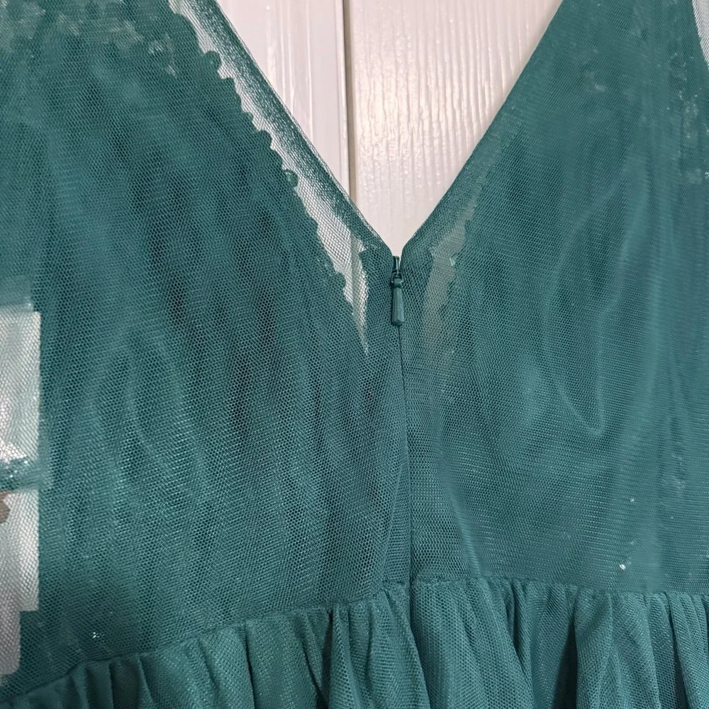 GB Emerald Green Beaded Sequined V Neck Tank Formal Dress Size 13, NWT - Picture 6 of 12